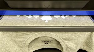 Печать на цветных футболках. Нанесение принта на ткань.