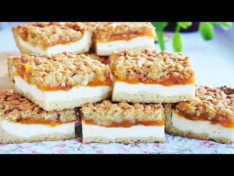 Тертый пирог с творогом и вареньем