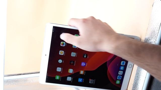 Ipad pro 10.5 64GB Wi-Fi + Celular смотреть онлайн