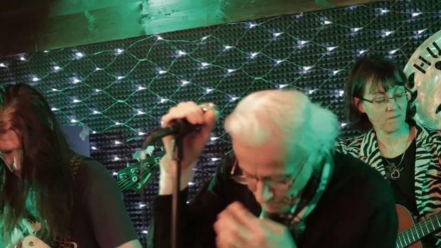 2 Outside woman blues смотреть онлайн