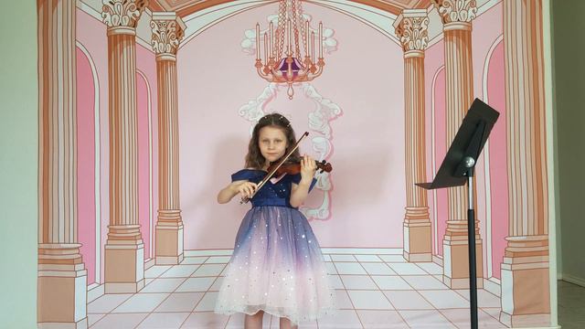 Minuet Boccherini, Aleksandra, 6 years old смотреть онлайн