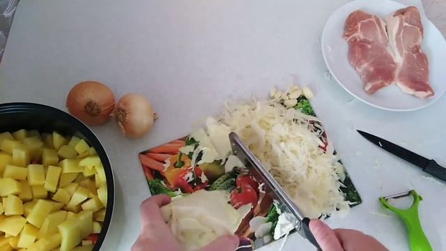 Овощное рагу с мясом в мультиварке
