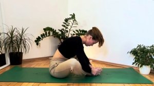 ЖЕНСКАЯ/РАССЛАБЛЯЮЩАЯ ЙОГА, 10 МИНУТ при болях во время месячных