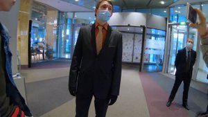 ЦУМ  ДИСКОНТ / БЕСПРЕДЕЛ ОХРАНЫ / ОХРАНА ПОДУМАЛА, ЧТО ПОКУПАТЕЛИ ВОРЫ / ПОЛИЦИЯ ЗАДЕРЖАЛА