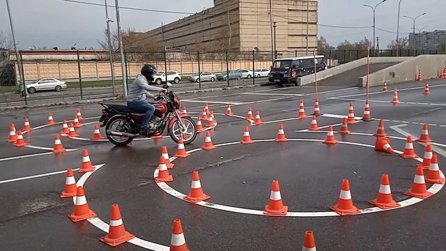 экзамен в ГИБДД на категорию А или как завалить восьмерку смотреть онлайн