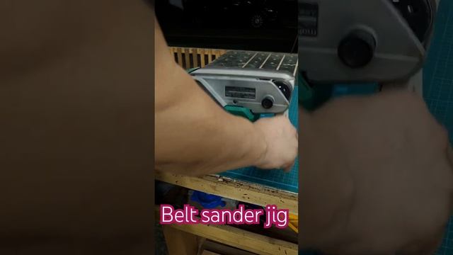 woodworking jigs/Simple makita belt sander jigs