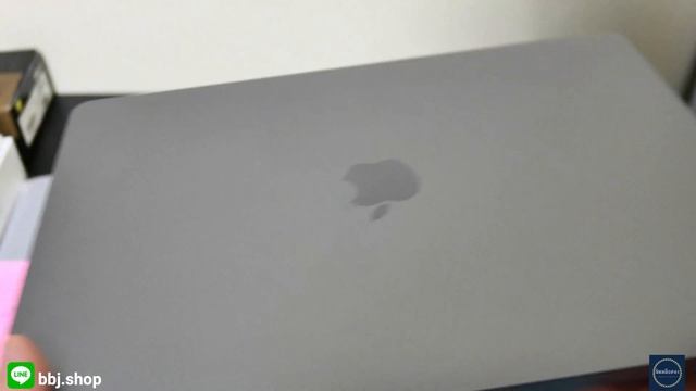 Macbook pro retina 13inch  2017 + Magic Mo смотреть онлайн