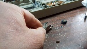 Магнитофон "Весна 212с-4". Второй этап ремонта. Тянет звук. Устранение неисправности. Лентопротяжны