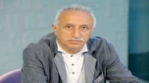 В режиссуру он влетел на "Облаке": к 75-летию Николая Досталя