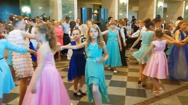 Выпускной Бал в 4 классе| школа №8 | Кондопога | 2018 смотреть онлайн