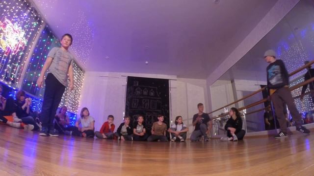 Breaking advanced | final Лёня vs Никита | Новый год в Double Dance смотреть онлайн