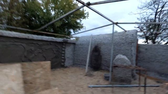 как оформить забор без кирпича, декоративная штукатурка. забор Кощея Бессмертного. смотреть онлайн