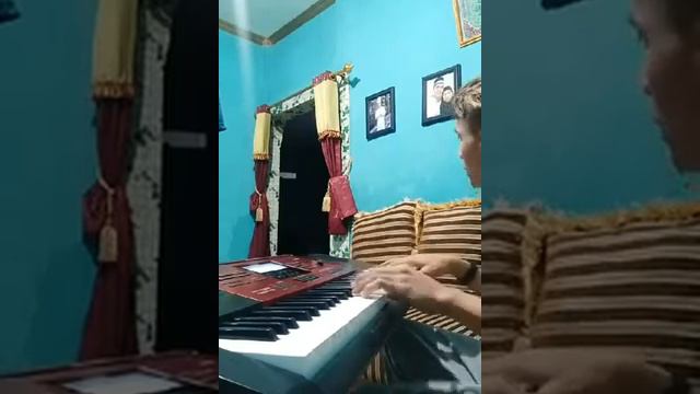 Weird Genius _Cover CTK Casio 6250 смотреть онлайн