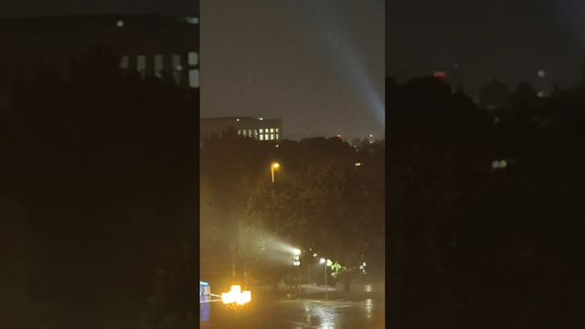 Regen in der Nacht #berlin #walk #alexanderplatz #atmosphere #2024 #spaß #sommer #regen