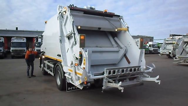 Работа мусоровоза на шасси Mercedes- Benz Axor R 1826
