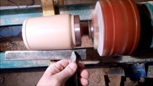 Как сделать пивную кружку на токарном . Материал бук