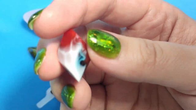 Создание ярких кулонов из ювелирной эпоксидной смолы ✨️ смотреть онлайн