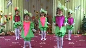 танец девочек-овощей