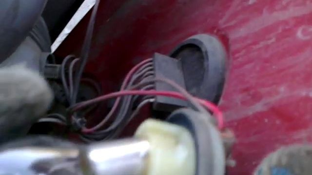 Замена лампочки стоп-сигнала на SKODA смотреть онлайн