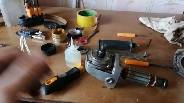 Профилактика, чистка, смазка и сборка болгарки Интерскол