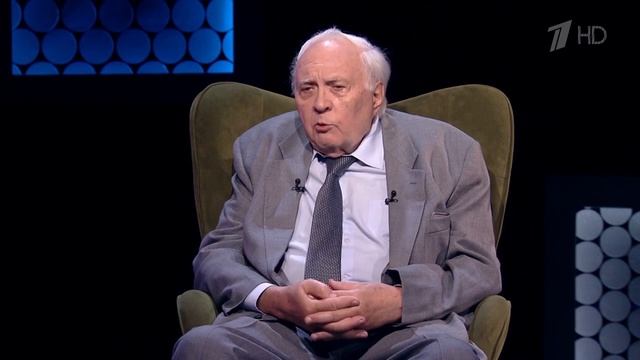 "Программа освоения Луны была свернута по политическим причинам". О судьбе «лунных городов». смотреть онлайн