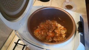 Гречка с куриной грудкой в мультиварке - быстрый полезный рецепт.