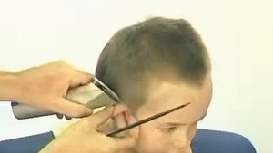 Модная стрижка для мальчиков