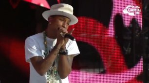 Pharrell Williams - Blurred Lines (Capital Summertime Ball 2014) HD 21 06 2014