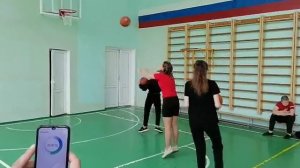 Президентские игры 9-10 класс баскетбол девочки.mp4
