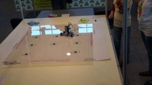 Робофест-2017 (Москва) «Hello, Robot!», Чертежник. 1 место! Первый заезд.