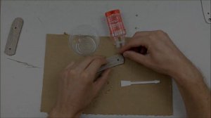 Сделал рукоять ножа из линолеума. Выглядит как деревянная, но гораздо прочнее