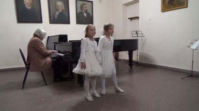 В лесу родилась елочка смотреть онлайн