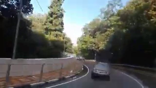 Я сяду в машину, поеду по серпантину, к морю красиво, увидимся!!!!!