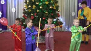 Танец Чупа Чупсов.mp4