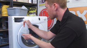 Как устранить неприятный запах из стиральной машины