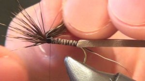 Супер уловистая мушка на хариуса, голавля, ельца и форель