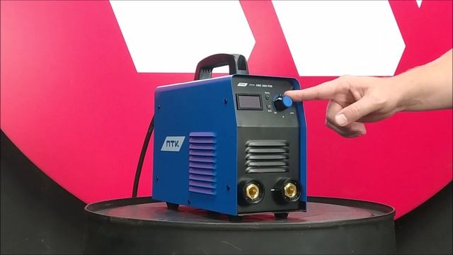 Обзор сварочного инвертора ПТК МАСТЕР ARC 200 F20