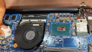 Dell G3 15 2019 Thermal paste replacement in Hindi