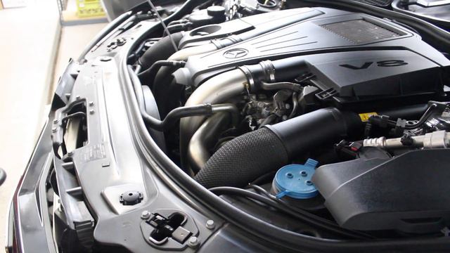 Mercedes-Benz S550 Oil Change (W221 M278) смотреть онлайн