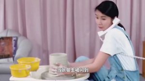 千万别在周星驰旁边晃悠，否则就会被抓去拍电影，包租婆表示很赞