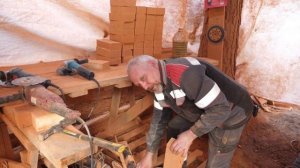 Обрабатываем кирпич в стиле "Дикий камень" и "Скала" // Рабочее место печника