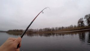 НОВИНКА! НА ЭТУ СНАСТЬ КЛЮЁТ ВСЯ РЫБА! Рыбалка на ГРУШКУ