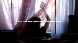 мы сделали домик из одеял и подушек