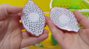 Учим фрукты и овощи. Играем с игрушечными фруктами и овощами на липучках.