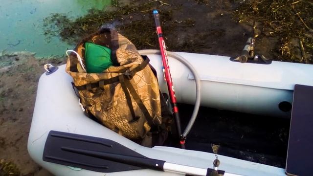 Рыбалка на удочку с лодки . смотреть онлайн