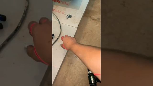 крепление в пустотелой плите смотреть онлайн