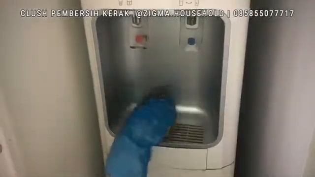 CARA MEMBERSIHKAN DISPENSER | TIPS MEMBERSIHKAN KERAK DISPENSER смотреть онлайн