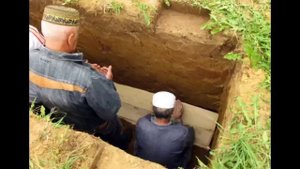 АЗ ИН ЧАХОНИ БЕБАКО ХОХИ НАХОХИ МЕРАВИ