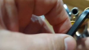 Как выкрутить шланг смесителя, чтобы не повредить его.