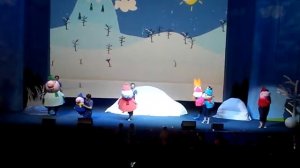 Peppa Pig шоу. Новый год со Свинкой Пеппой 2016. Паравозик дедушки.